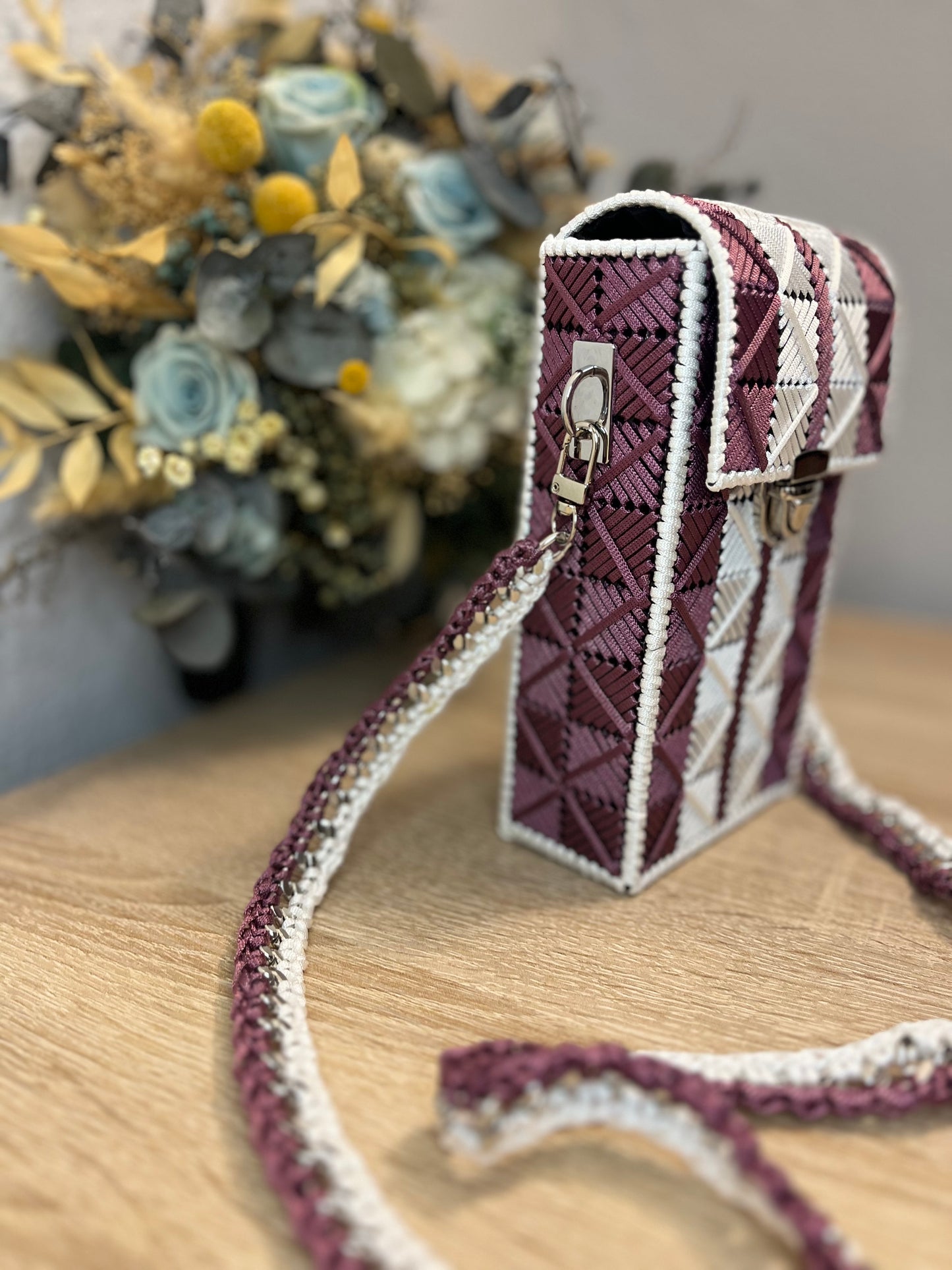 MINI ISIS - Rosado y Blanco