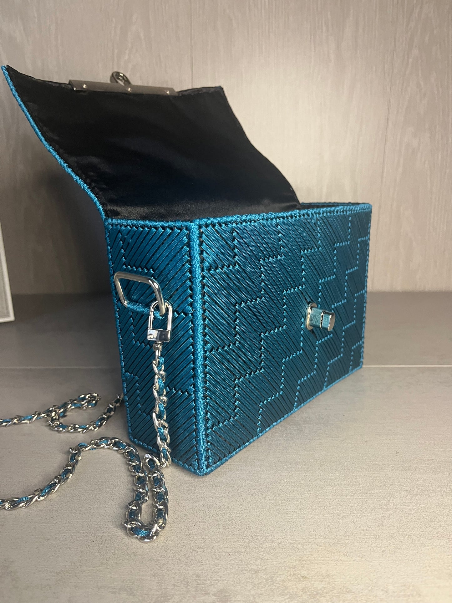 ETNA - Azul petroleo